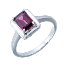 Rhodolite Garnet 7×5 Ring