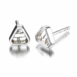 Sterling Silver Studs Trilliant 6 mm