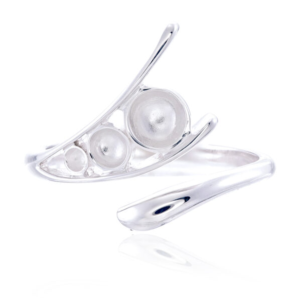 Triple round ring setting